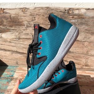 Jordan Eclipse GG Trainers in Crimson & Emerald